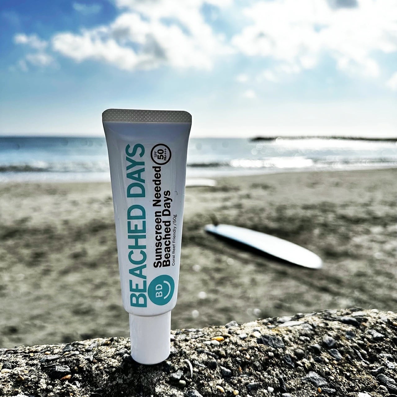 BEACHED DAYS サンスクリーン 日焼け止め SPF50 PA++++